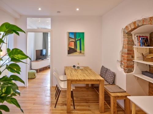 RESIDERY zentrale Altbauwohnung mit Arbeitsplatz in der INNstadt