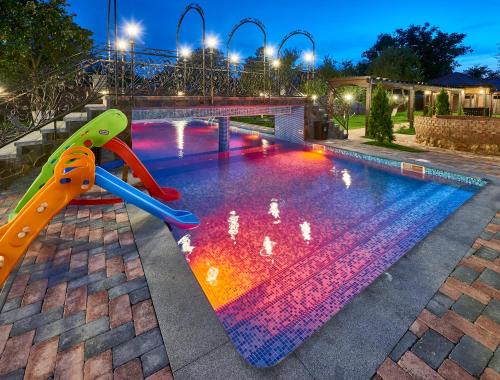 Resort Ambient