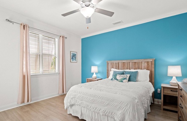 Resort Pool | Pet Friendly | Sea Renity by Loma Homes