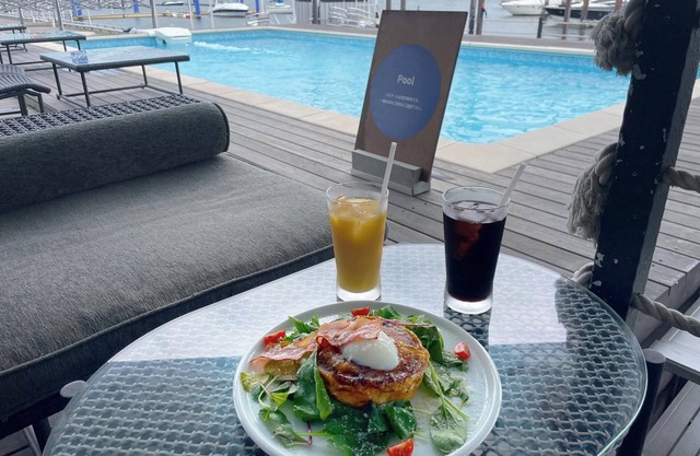 Resort room with private pool 104 Twin up to 3 /Osaka Ōsaka