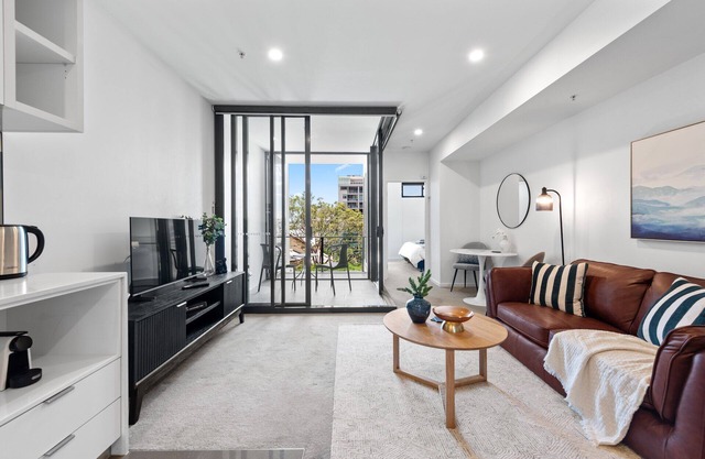 Resort-Style Living! ~ 1Bed/1Bath/1Car