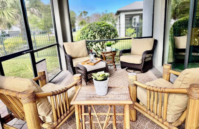 Resort Style Living, Golf Access,Spacious 4 Bedrooms,LakeViews, Fenced!