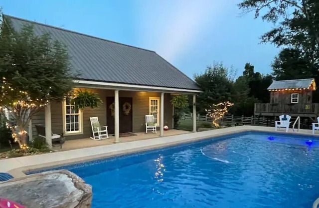 Resort-Style plus a Treehouse Sleeper
