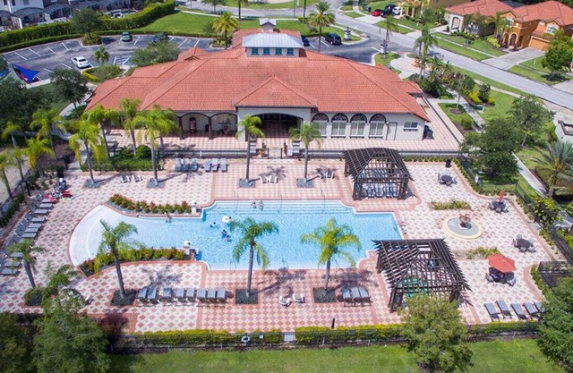 Resort Townhome 4BR, Private Pool, Near Disney