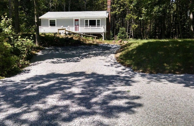 Rest And Relax In Comfort While Exploring Mid-Coast Maine!