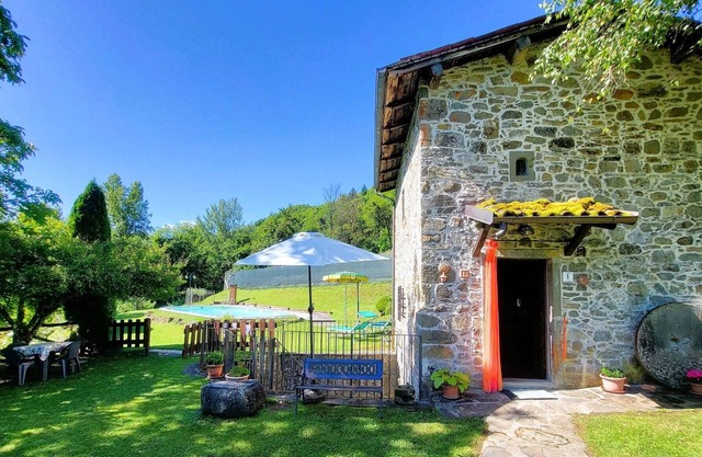 Restored Mill, riverside, private pool, WIFI, romantic!
