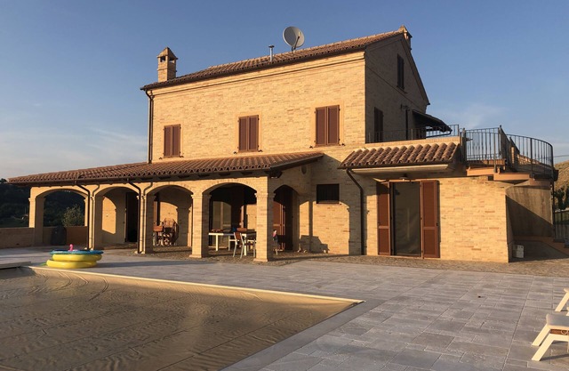 Restored rural country house with beautiful views, sleeping up to 10 people