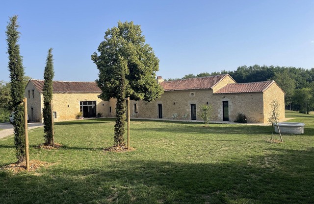 Restored villa in the heart of the Périgord countryside luxury calm and swimming pool