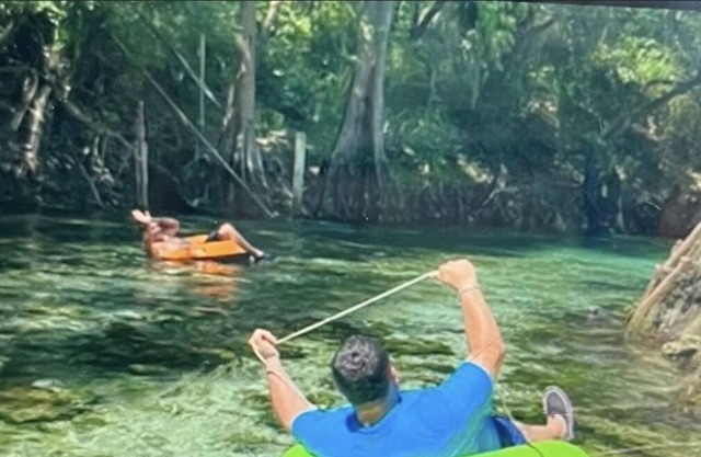 Retreat House with 11 beds - 3 min from Blue Springs
