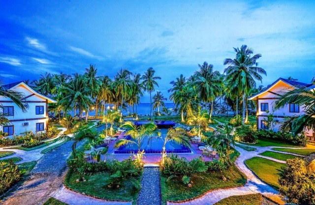 Retreat Siargao Resort