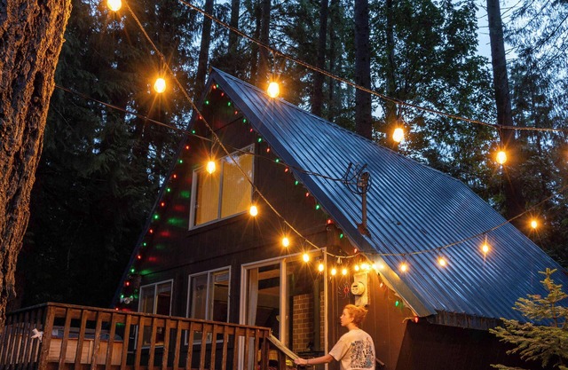 Retro A-Frame Cabin - Hot tub - All NEW