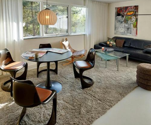 Retro House Near Rebild Hills With Creative Space