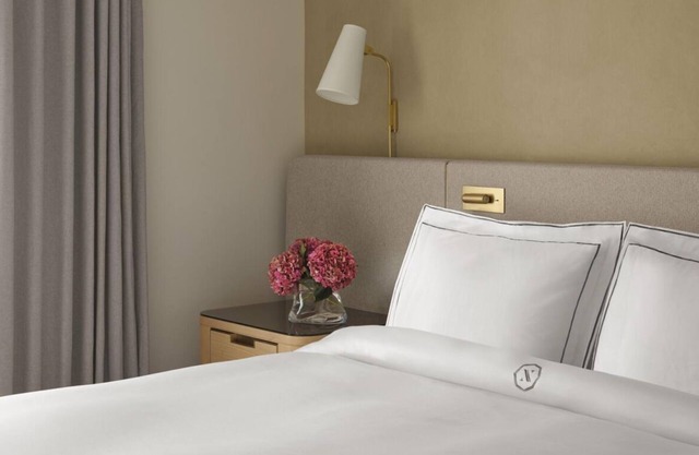 Revel In The Lap of Luxury! 2 Relaxing Units near Prudential Tower, Pets Allowed