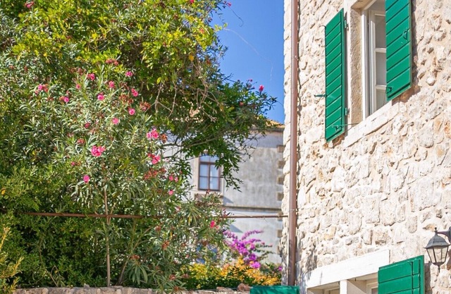 Revelin Hvar - Unique16th-century UNESCO Heritage house near beach