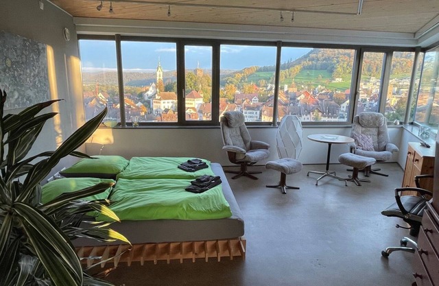 Rhine view apartment Laufenburg, panorama apartment, carport, KONUS=Bus+train free of charge