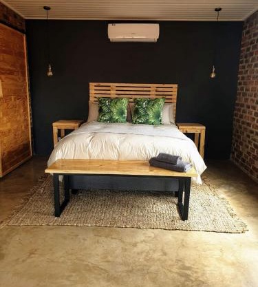 RhinoStay