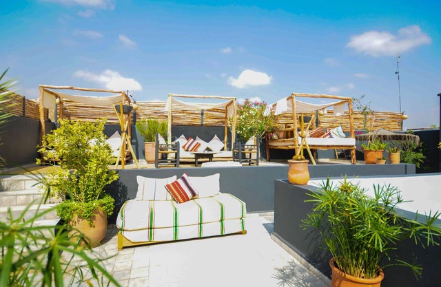 RIAD ORIGINES - Heated swimming pool - In the heart of the Medina of Marrakech
