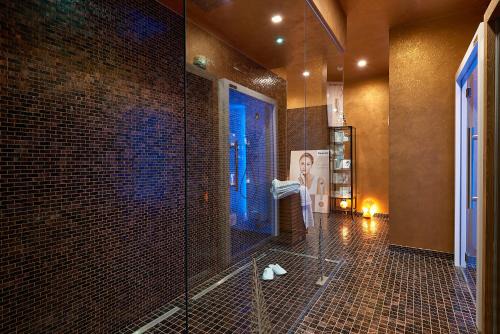 Ricaroka exclusive room & spa