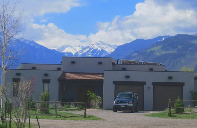 RIDGWAY'S FINEST: Mountain views, backs to open space, open floor plan, in town!