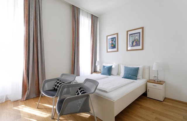 Riess City Rooms - Self Check-in