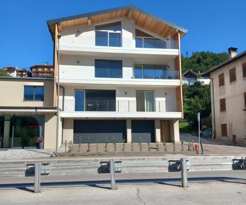 Riflessi sul lago