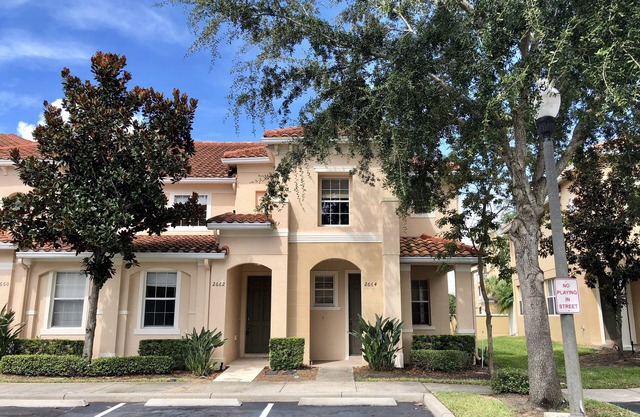 Right Left Right To Disney #2 - (3 Turns To Disney) - New Listing as of Sept '18