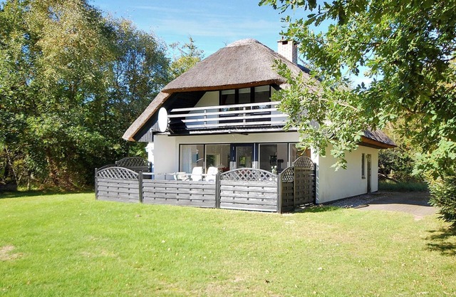 "Rigitte" - 1.5km from the sea by Interhome