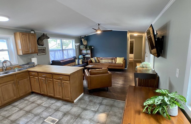 RiNo 3 Bedroom. Sweet location! 100% walkable Bars & restaurants on the block!