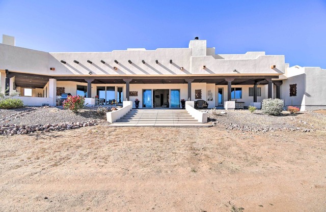 Rio Verde Desert Escape w/Patio & Mountain Views!