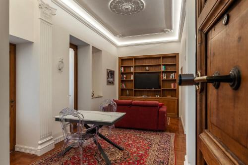 Rione Sallustiano Elegant Apartment