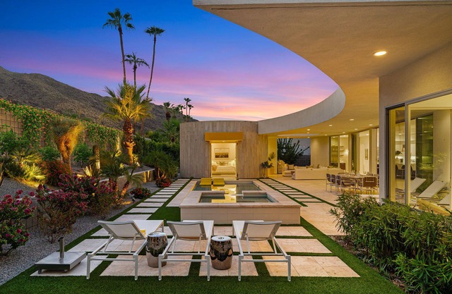 'Rising Sun' South Palm Springs glam