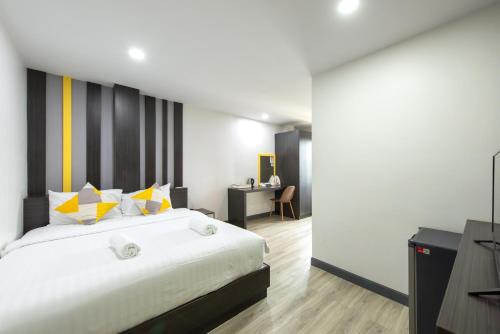 Riski Residence Bangbuathong