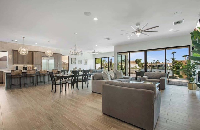 Ritz at Sandpiper Shores, Heated Pool, 4BR/3 Ba