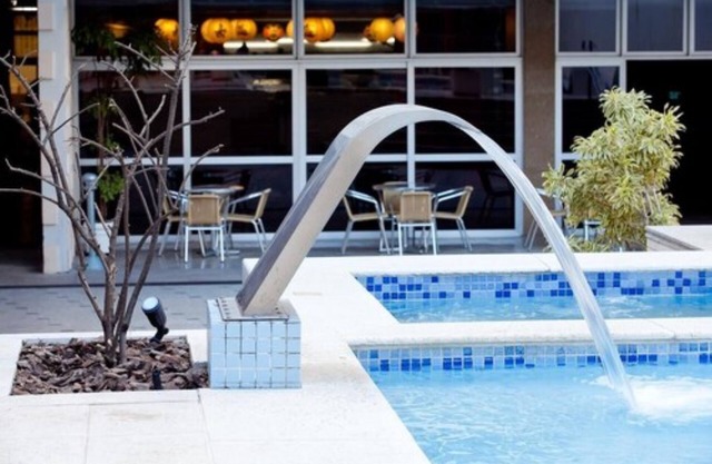 Ritz Plaza Hotel