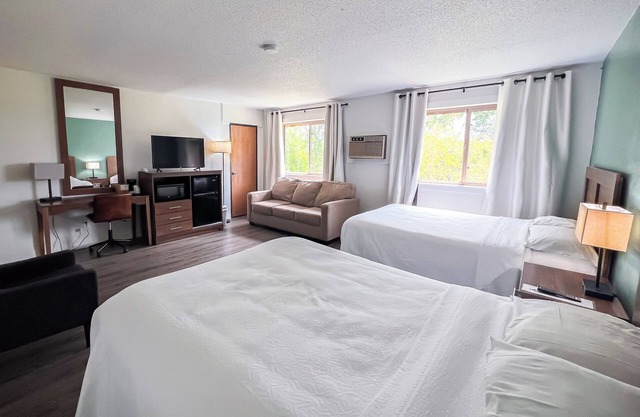 River Bend's Walleye Inn