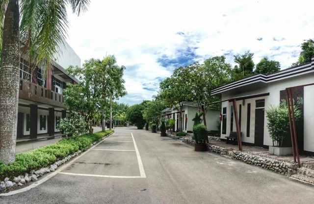 River Nature Hotel