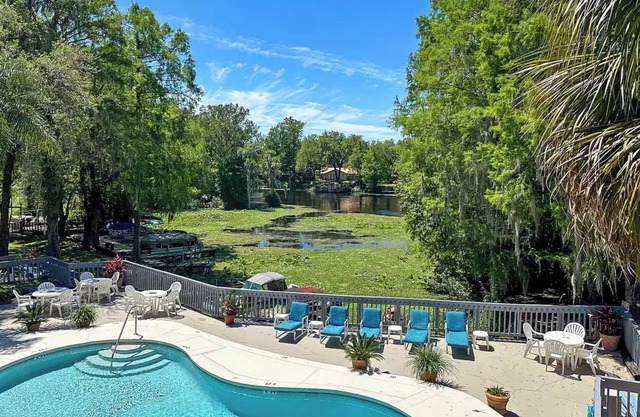 River Retreat cozy 1 bedroom studio apartment