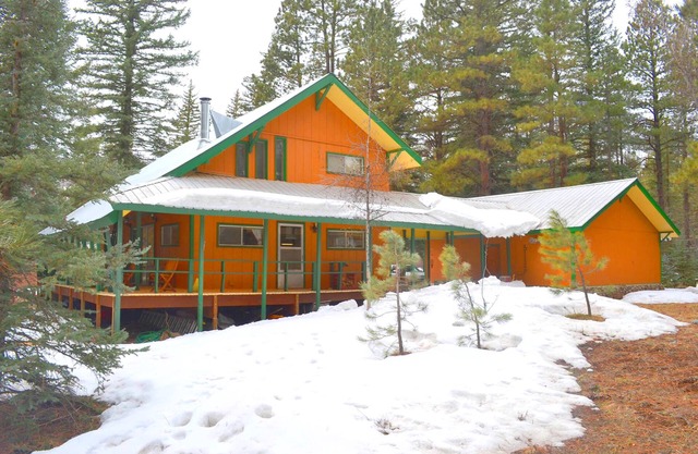 River Side Mountain Refuge On Vallecito River - Sleeps 9