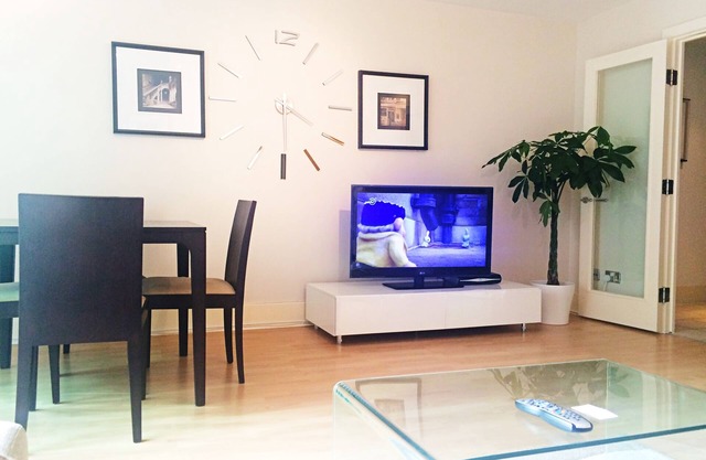 River Thames View Apartment