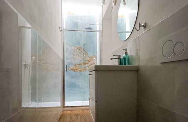 River view apartment