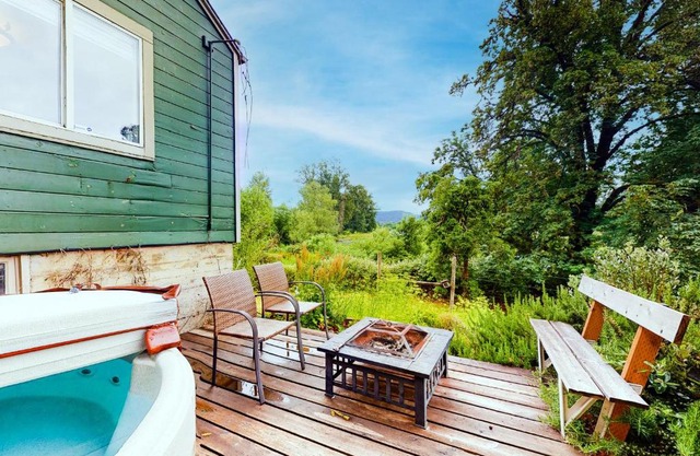 River View House