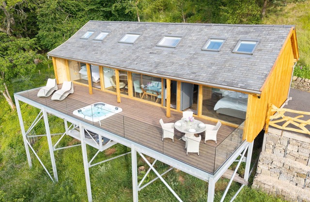 River View Lodge - Two Bedroom House, Sleeps 4