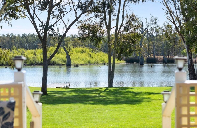 River Views located on the golden mile at Bundalong