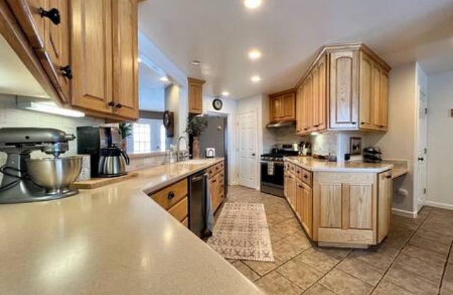 River Walk North - Beautiful 3 Bdrm, 2 Bath