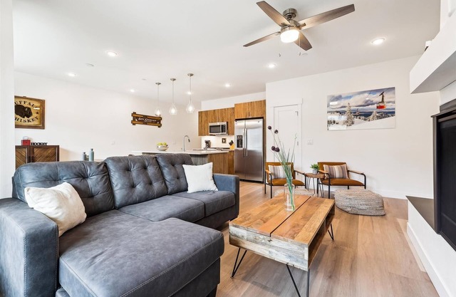 River West 522 - Experience comfort & adventure - Silverthorne Condo - stunning mountain views.