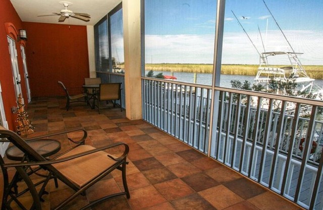Riverfront Condo on Beautiful Apalachicola River!