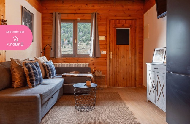 Riverfront Retreat by Grandvalira & Parkingnn