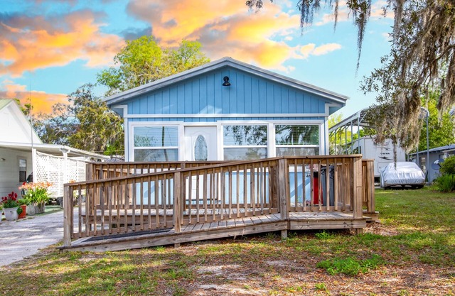 Riverhouse on the Hill- private Dock