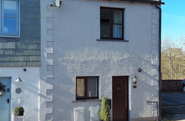 RIVERSIDE COTTAGE in Whitehaven