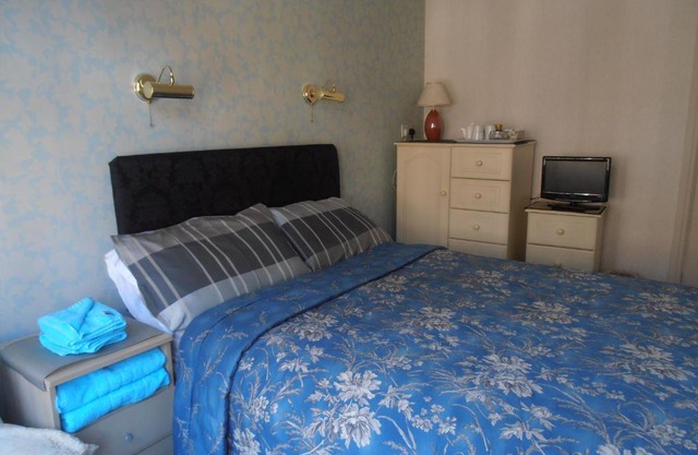 Riverside Guest House